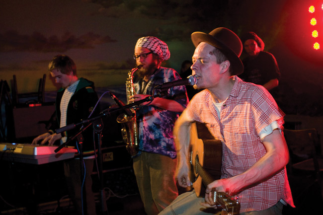 Puppa J 2009
Kotka
Avainsanat: Puppa J Kairo Kesto-klubi Kotka reggae