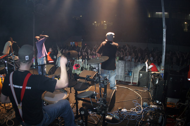 Stage
Avainsanat: Redrama Lasse rummut piuhat johdot yleisö MC kuvaaja lava stage Stage
Avainsanat: Redrama Lasse rummut piuhat johdot yleisö MC kuvaaja lava stage