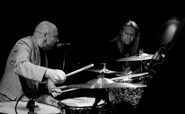 Remu & Nipa Niilola
Avainsanat: Remu Hurriganes Nipa Niilola Henry Olavi Aaltonen rock'n'roll roadrunner get on