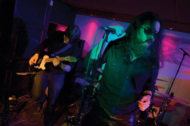 Break on through to the other side
The Roars, Yellari, Kotka 2010
Avainsanat: The Roars Yelllari Kotka Doors Jim Morrison Jussi Serengil