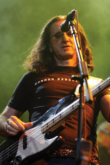 Katse
Kunnon kansalaiselta
Avainsanat: Rush Helsinki Hartwall Areena Finland hard rock Geddy Lee suomenkielinen basisti