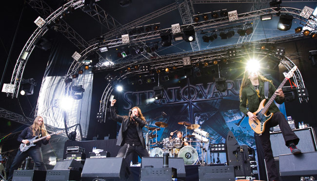 Stratovarius 2009
Sauna open air, Tampere 09.
Avainsanat: Stratovarius Sauna open air metal festival Tampere Timo Kotipelto Lauri Porra Jens Johansson Matias Kupiainen Jörg Michael Stratovarius 2009
Sauna open air, Tampere 09.
Avainsanat: Stratovarius Sauna open air metal festival Tampere Timo Kotipelto Lauri Porra Jens Johansson Matias Kupiainen Jörg Michael
