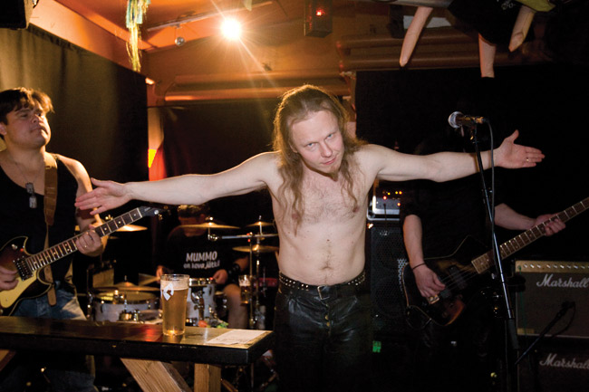Pääsiäisen ihme?
Suuri Tuntematon?
Avainsanat: Suuri Tuntematon Back Room Kotka Juho Eerola tyttö palvoa Pääsiäisen ihme?
Suuri Tuntematon?
Avainsanat: Suuri Tuntematon Back Room Kotka Juho Eerola tyttö palvoa