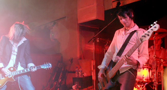 In action
Technicolour 2005, Amarillo, Kotka.
Avainsanat: Technicolour action Gary Toni Dingo meno päällä All my life In action
Technicolour 2005, Amarillo, Kotka.
Avainsanat: Technicolour action Gary Toni Dingo meno päällä All my life