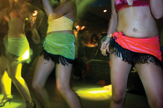 Paljasta pintaa
Avainsanat: Tanssiryhmä Tigers Kotka Sokos Bepop bikini club 2011 kaunis seksikäs