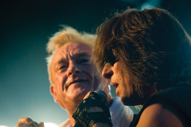 Kaverit
... tai oikeastaan hyvin tuoreet kaverit. Bonnet ja Turner tapasivat toisensa ensimmäistä kertaa vasta vuonna 2007.
Avainsanat: Joe Lynn Turner Rainbow legends legenda Graham Bonnet kaverit laulajat solistit
