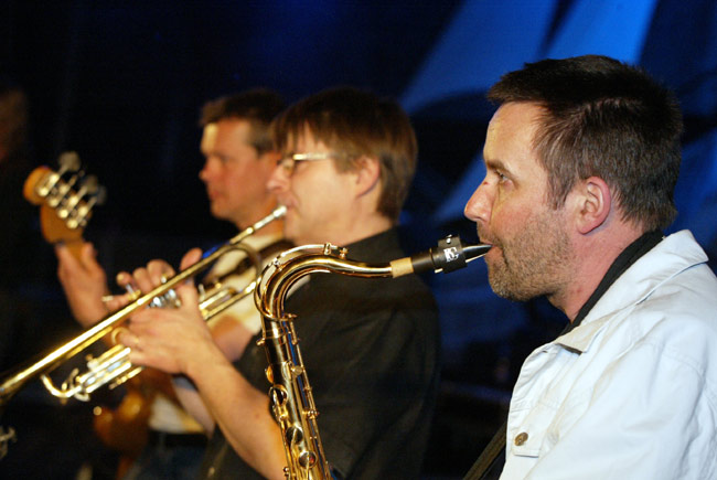 The What A Band
TWAB 2005
Avainsanat: TWAB puhaltajat blues brothers