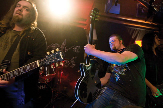 Rock'n'roll show
Twelve Inches, Kotka 09
Avainsanat: Twelve Inches Back Room Kotka Juha Marko Pete