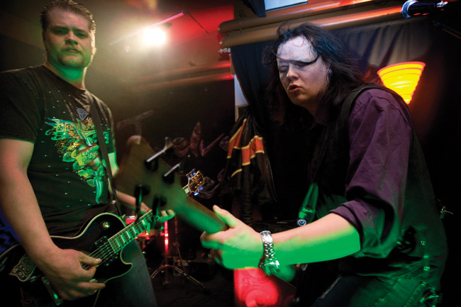 No mitä ne nyt tekee?
Avainsanat: Twelve Inches Back Room Kotka Juha Marko