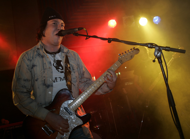 King-Jani
Lainapipossa, Amarillo, Kotka 2006.
Avainsanat: Jani Wickholm king lainapipo idols