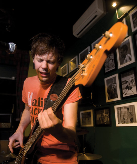 Toni 2011
Avainsanat: Year of the Dog Toni Mustonen Jaakko V Kotka