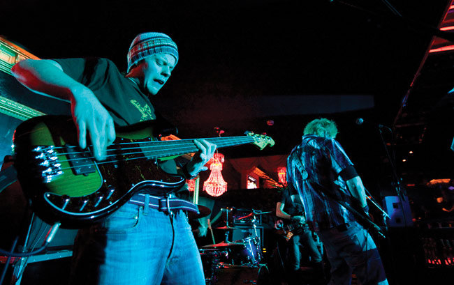 Bassoa
Miikka de Vocht
Avainsanat: Year of the dog Ilon Talo Kotka Lauri Yrjölä Toni Mustonen Miikka de Vocht